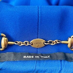 Made in Italy Gucci blazer Circa 2000 interlocking G- Size 38 100% silk lining.